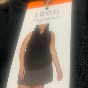 BNWT IZOD WOMENS PERFORMED TOP